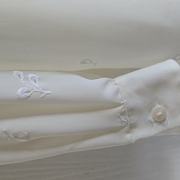 Liz Claiborne | Vintage 80's Ivory Floral Motif Long Sleeve Blose - Picture 7 of 9
